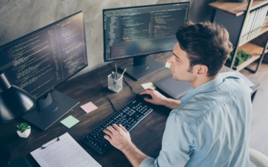 M&eacute;tier du num&eacute;rique et informatique